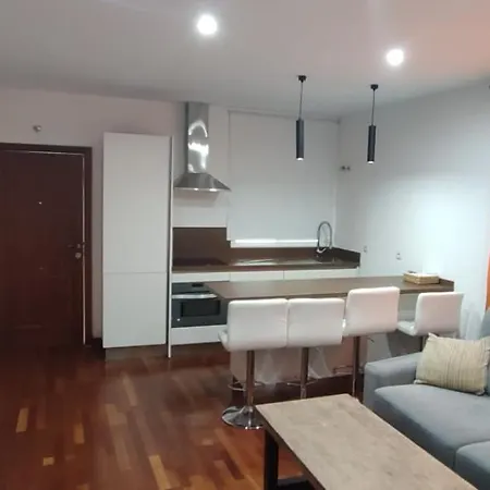 Nuevo En El Centro De Sanlucar